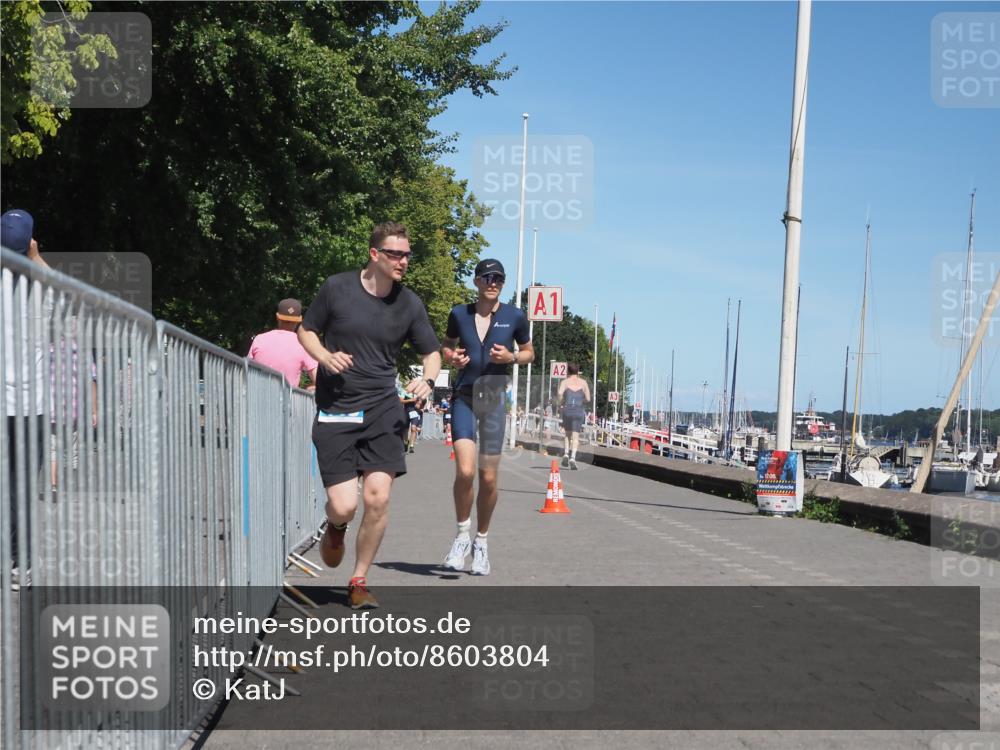 17.08.2025 - KN Förde Triathlon 2025 KatJ http://msf.ph/oto/8603804 17.08.2025 13:46:28 Laufen 448, 459, 490 meine-sportfotos.de
