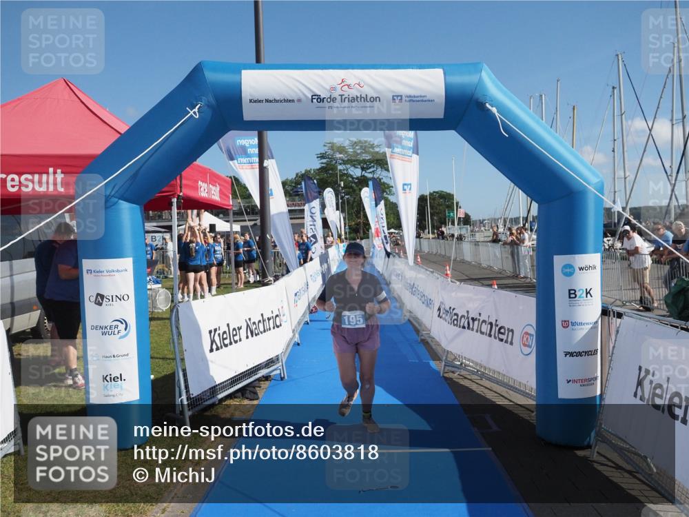 17.08.2025 - KN Förde Triathlon 2025 MichiJ http://msf.ph/oto/8603818 17.08.2025 10:56:10 Laufen 195, 219 meine-sportfotos.de