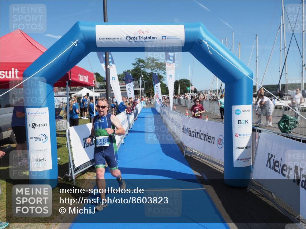 17.08.2025 - KN Förde Triathlon 2025 MichiJ http://msf.ph/oto/8603823 17.08.2025 12:20:30 Laufen 325, 348, 607 meine-sportfotos.de