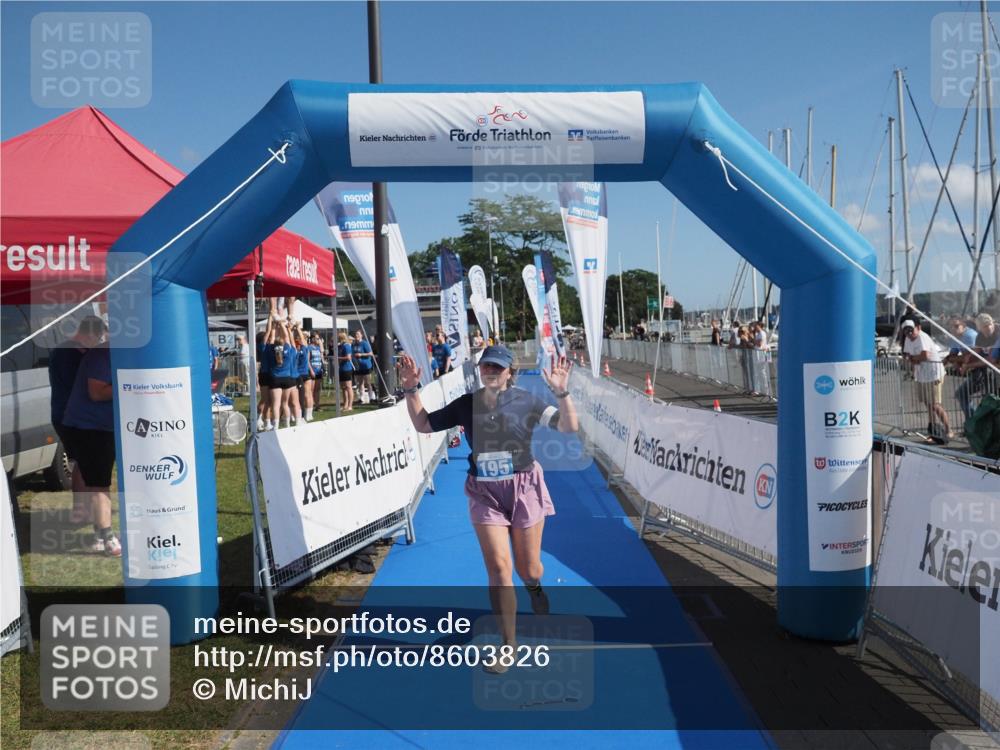 17.08.2025 - KN Förde Triathlon 2025 MichiJ http://msf.ph/oto/8603826 17.08.2025 10:56:11 Laufen 195 meine-sportfotos.de