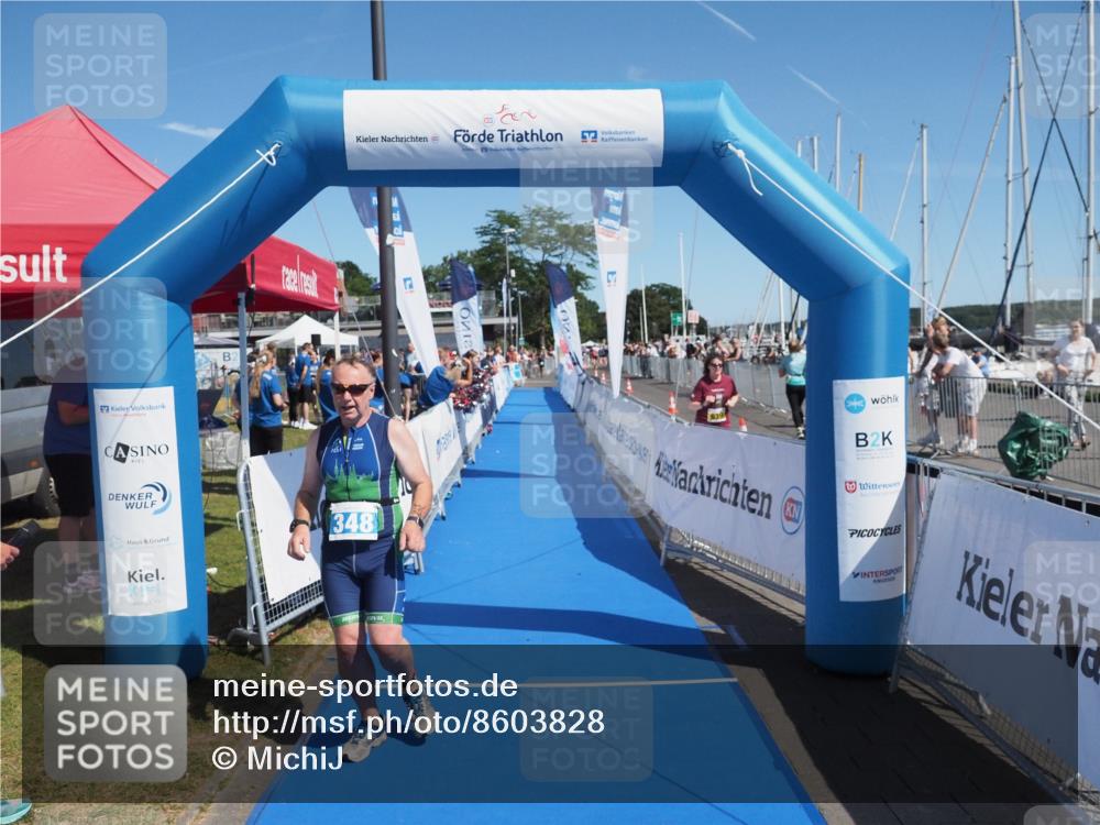 17.08.2025 - KN Förde Triathlon 2025 MichiJ http://msf.ph/oto/8603828 17.08.2025 12:20:30 Laufen 325, 348, 607 meine-sportfotos.de