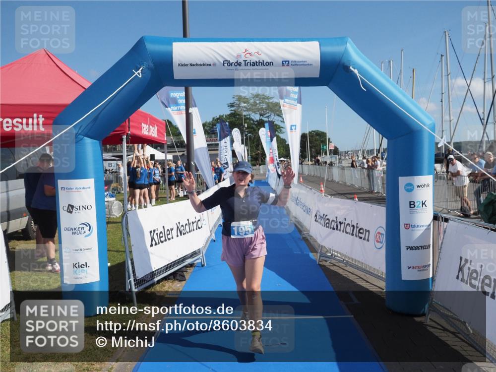 17.08.2025 - KN Förde Triathlon 2025 MichiJ http://msf.ph/oto/8603834 17.08.2025 10:56:11 Laufen 195 meine-sportfotos.de