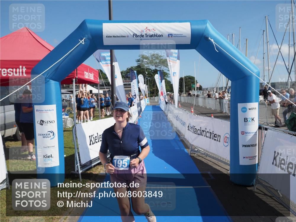17.08.2025 - KN Förde Triathlon 2025 MichiJ http://msf.ph/oto/8603849 17.08.2025 10:56:11 Laufen 195 meine-sportfotos.de