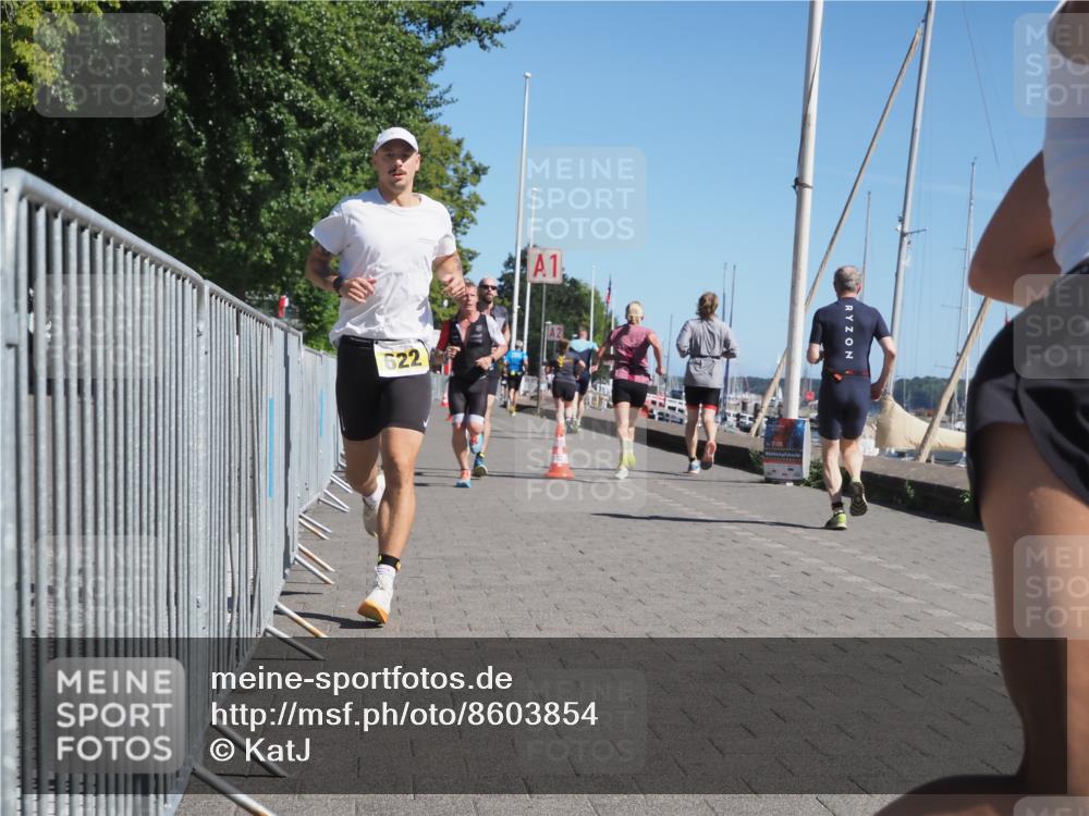 17.08.2025 - KN Förde Triathlon 2025 KatJ http://msf.ph/oto/8603854 17.08.2025 11:56:52 Laufen 297, 373, 389, 601, 622, 623 meine-sportfotos.de