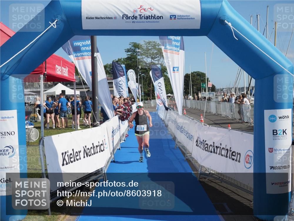 17.08.2025 - KN Förde Triathlon 2025 MichiJ http://msf.ph/oto/8603918 17.08.2025 10:57:44 Laufen 207 meine-sportfotos.de