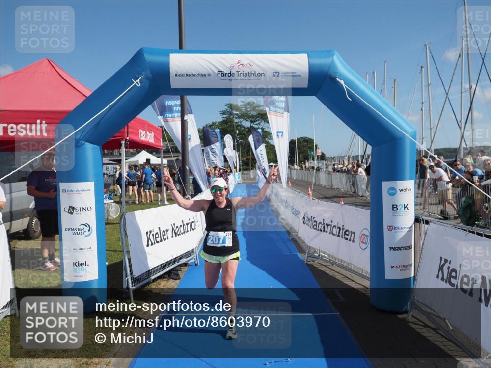 17.08.2025 - KN Förde Triathlon 2025 MichiJ http://msf.ph/oto/8603970 17.08.2025 10:57:45 Laufen 207 meine-sportfotos.de