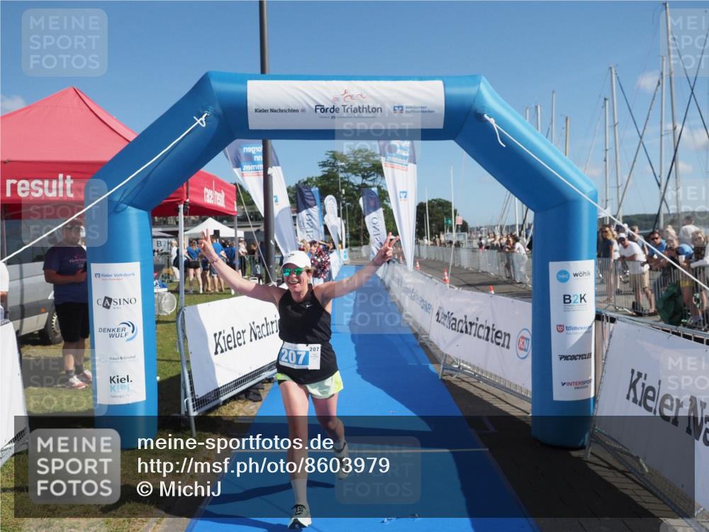 17.08.2025 - KN Förde Triathlon 2025 MichiJ http://msf.ph/oto/8603979 17.08.2025 10:57:45 Laufen 207 meine-sportfotos.de