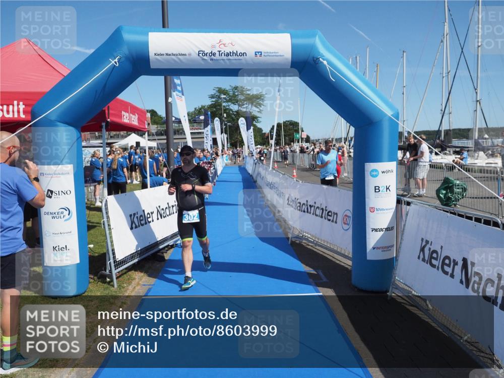 17.08.2025 - KN Förde Triathlon 2025 MichiJ http://msf.ph/oto/8603999 17.08.2025 12:20:48 Laufen 302 meine-sportfotos.de