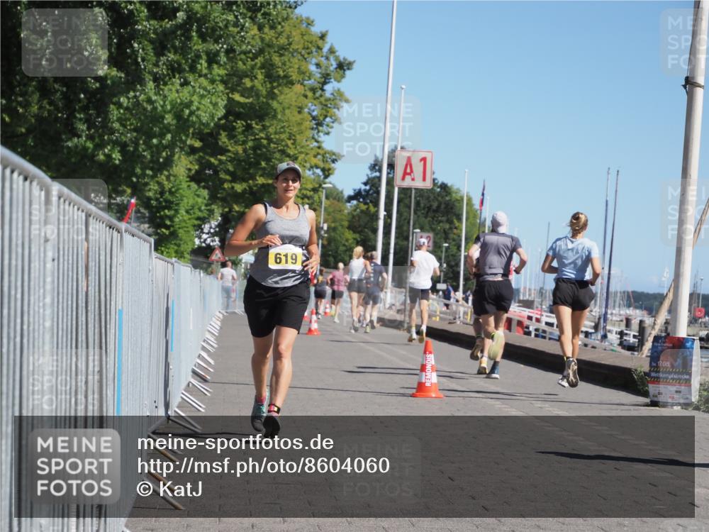 17.08.2025 - KN Förde Triathlon 2025 KatJ http://msf.ph/oto/8604060 17.08.2025 11:57:04 Laufen 619 meine-sportfotos.de