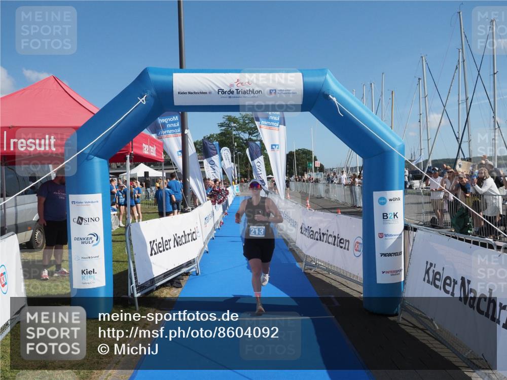 17.08.2025 - KN Förde Triathlon 2025 MichiJ http://msf.ph/oto/8604092 17.08.2025 11:00:17 Laufen 213 meine-sportfotos.de