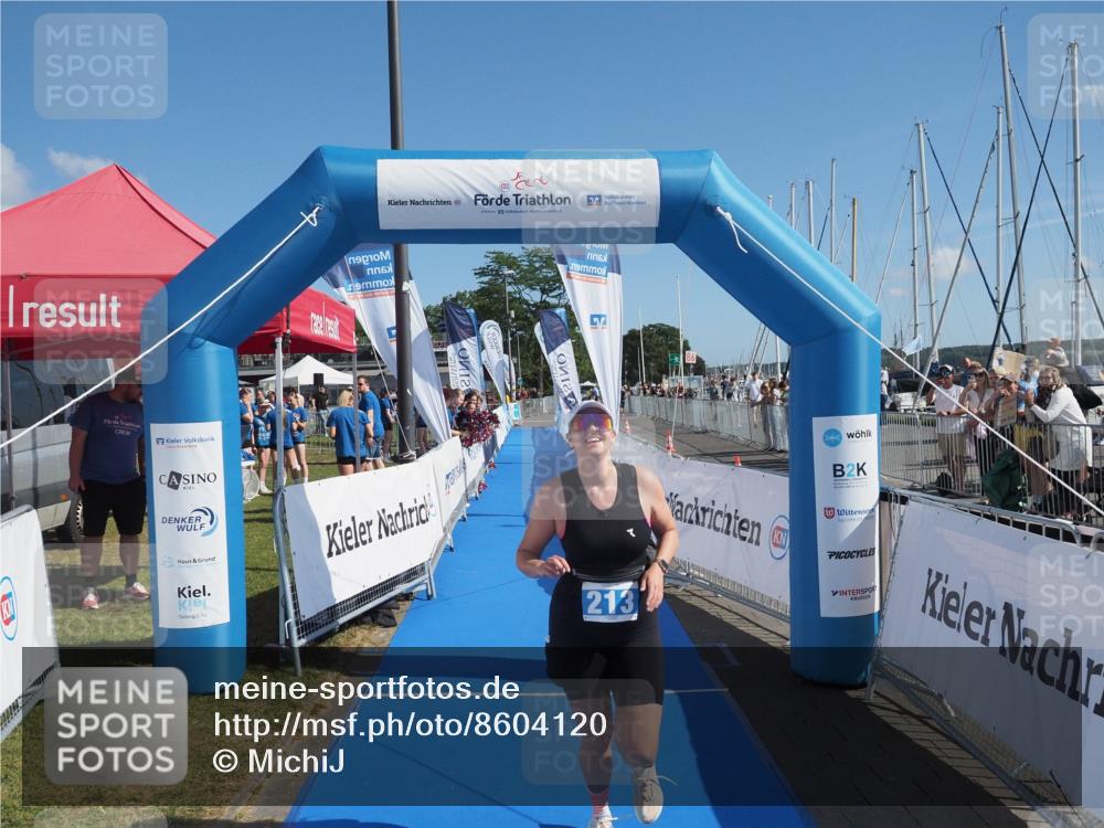 17.08.2025 - KN Förde Triathlon 2025 MichiJ http://msf.ph/oto/8604120 17.08.2025 11:00:18 Laufen 213 meine-sportfotos.de