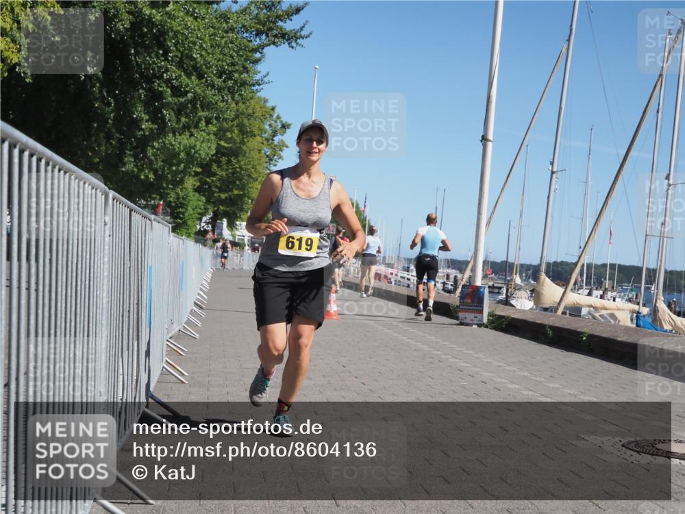 17.08.2025 - KN Förde Triathlon 2025 KatJ http://msf.ph/oto/8604136 17.08.2025 11:57:06 Laufen 619 meine-sportfotos.de