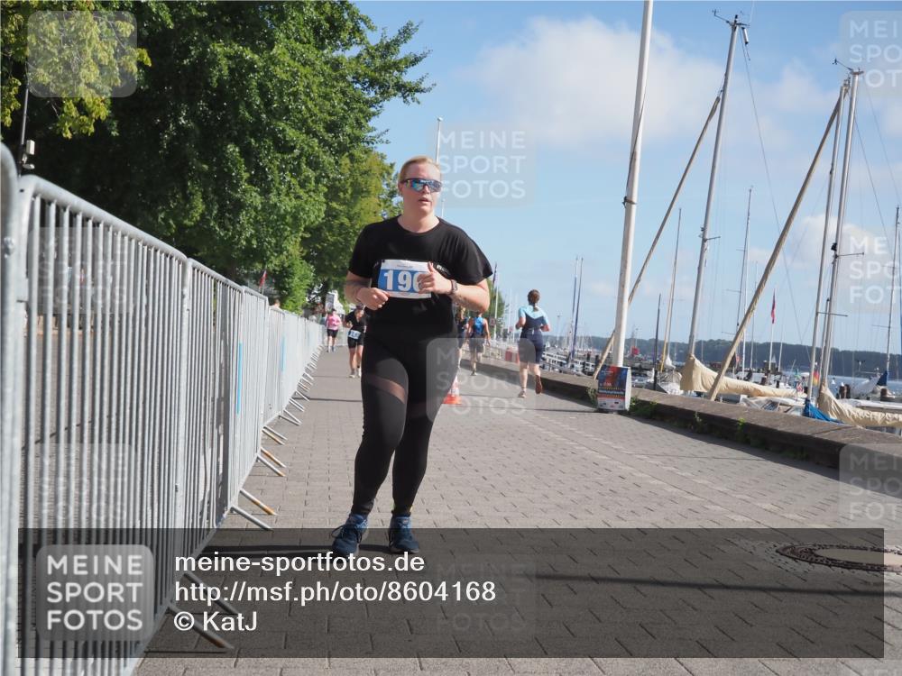 17.08.2025 - KN Förde Triathlon 2025 KatJ http://msf.ph/oto/8604168 17.08.2025 10:27:10 Laufen 130, 159, 196 meine-sportfotos.de