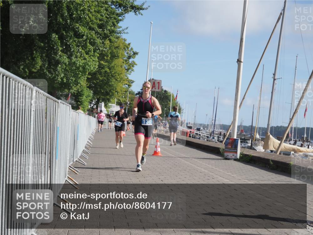 17.08.2025 - KN Förde Triathlon 2025 KatJ http://msf.ph/oto/8604177 17.08.2025 10:27:13 Laufen 130, 142, 196 meine-sportfotos.de