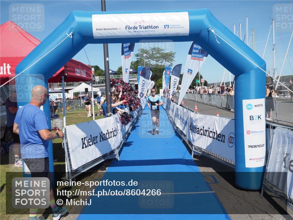 17.08.2025 - KN Förde Triathlon 2025 MichiJ http://msf.ph/oto/8604266 17.08.2025 14:19:13 Laufen 518 meine-sportfotos.de