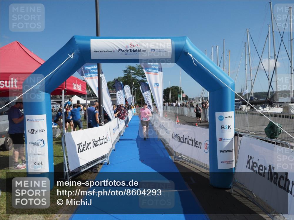 17.08.2025 - KN Förde Triathlon 2025 MichiJ http://msf.ph/oto/8604293 17.08.2025 11:02:19 Laufen 251 meine-sportfotos.de
