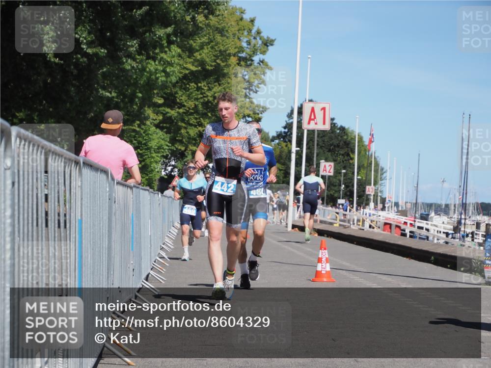 17.08.2025 - KN Förde Triathlon 2025 KatJ http://msf.ph/oto/8604329 17.08.2025 13:47:16 Laufen 442, 469, 480 meine-sportfotos.de