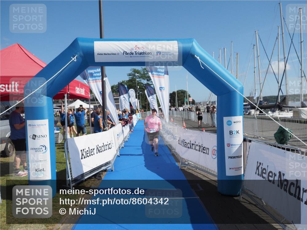 17.08.2025 - KN Förde Triathlon 2025 MichiJ http://msf.ph/oto/8604342 17.08.2025 11:02:21 Laufen 251 meine-sportfotos.de