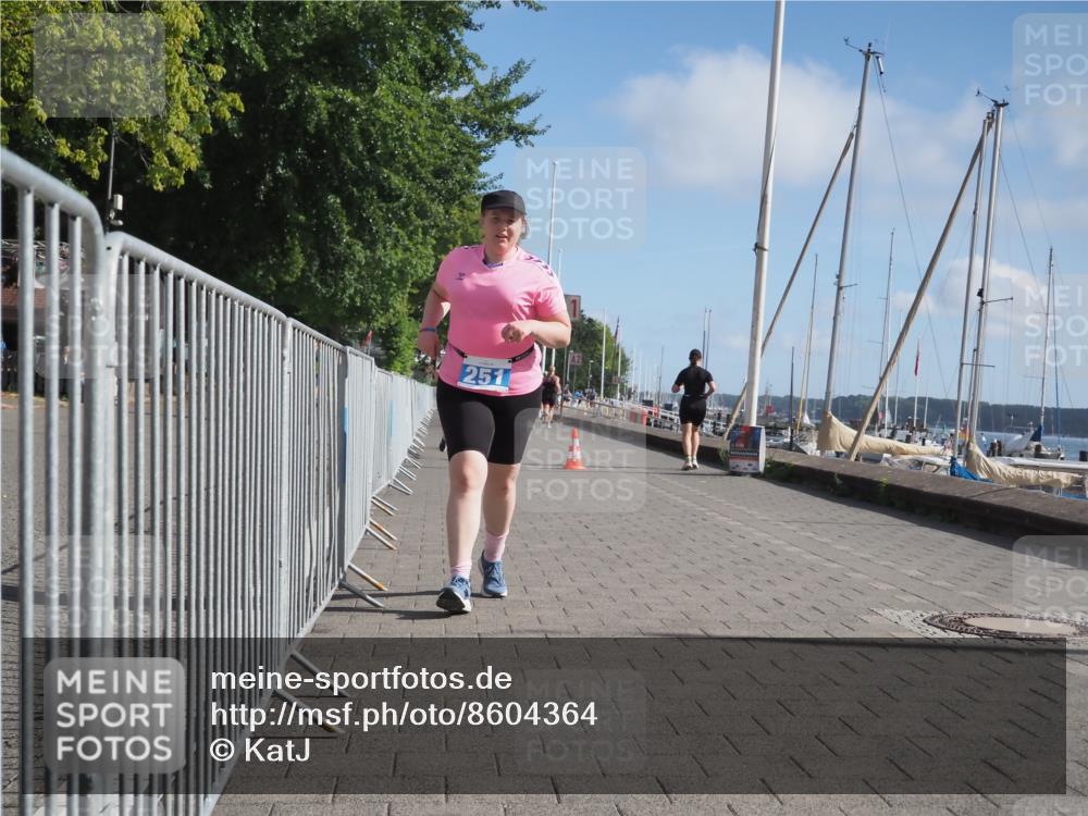 17.08.2025 - KN Förde Triathlon 2025 KatJ http://msf.ph/oto/8604364 17.08.2025 10:27:33 Laufen 131, 151, 251 meine-sportfotos.de