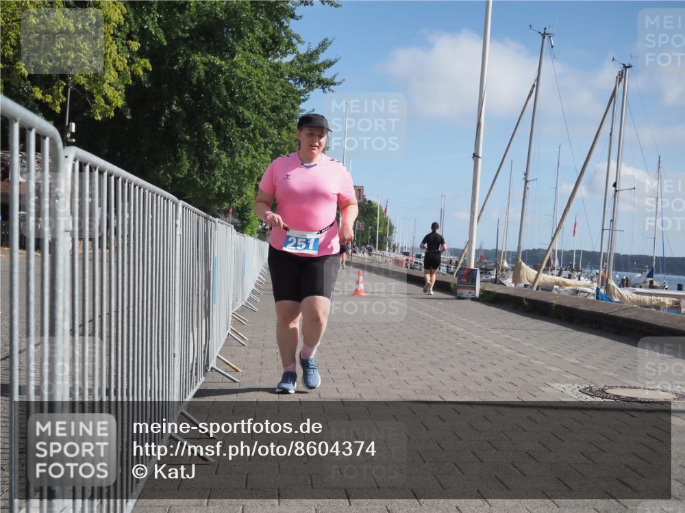 17.08.2025 - KN Förde Triathlon 2025 KatJ http://msf.ph/oto/8604374 17.08.2025 10:27:33 Laufen 131, 151, 251 meine-sportfotos.de