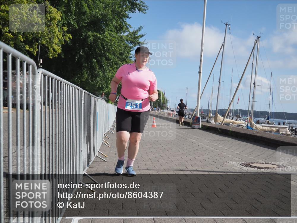 17.08.2025 - KN Förde Triathlon 2025 KatJ http://msf.ph/oto/8604387 17.08.2025 10:27:33 Laufen 131, 151, 251 meine-sportfotos.de