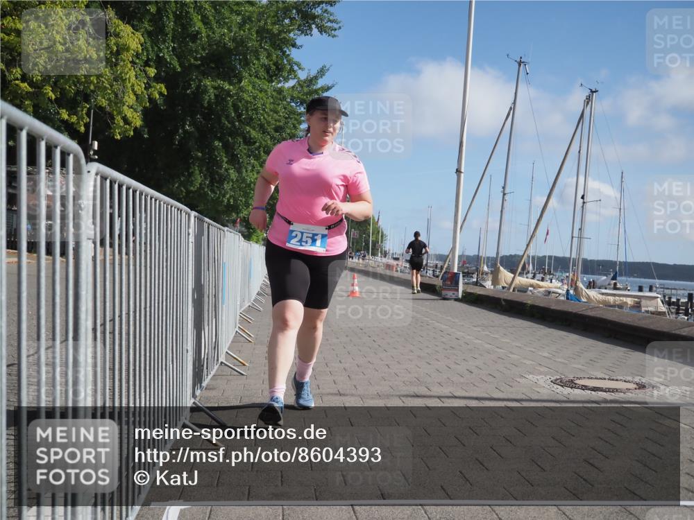 17.08.2025 - KN Förde Triathlon 2025 KatJ http://msf.ph/oto/8604393 17.08.2025 10:27:33 Laufen 131, 151, 251 meine-sportfotos.de