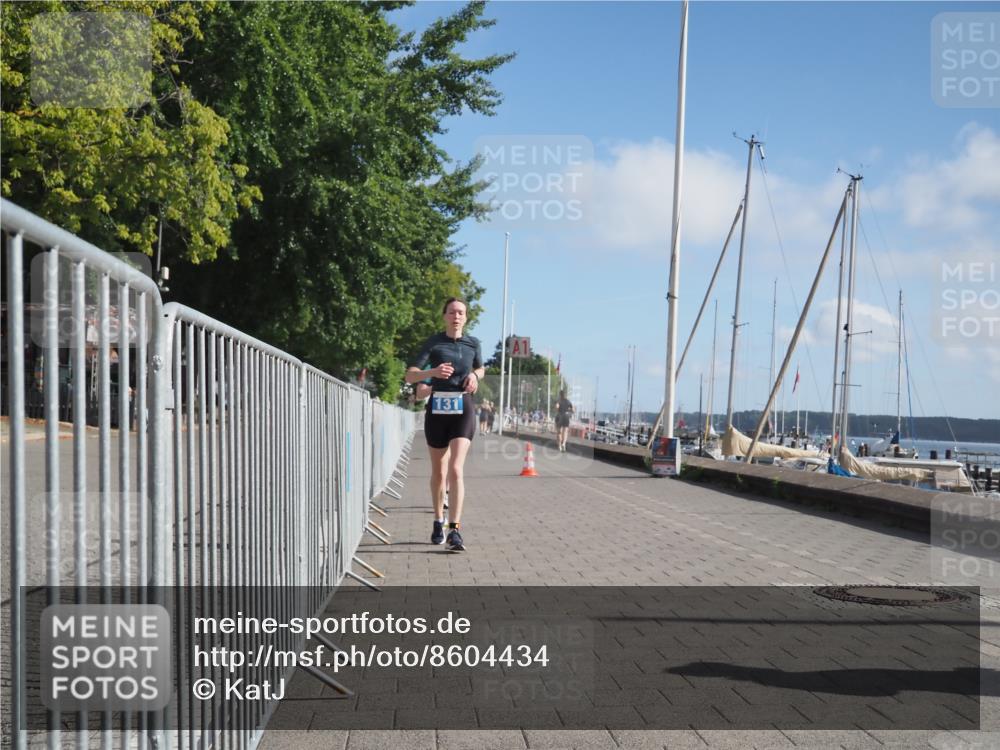 17.08.2025 - KN Förde Triathlon 2025 KatJ http://msf.ph/oto/8604434 17.08.2025 10:27:38 Laufen 131, 143, 151 meine-sportfotos.de