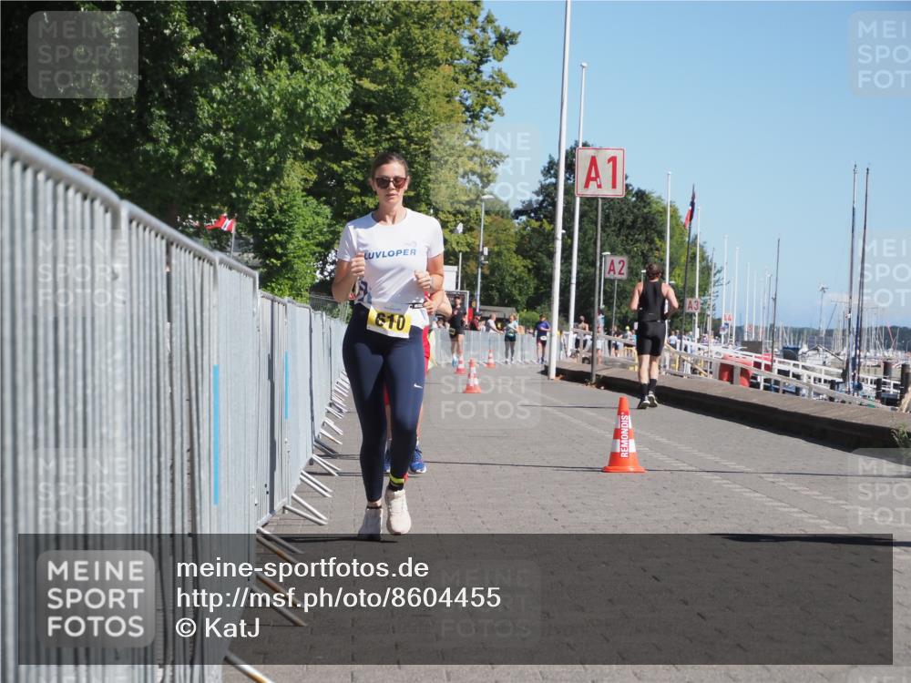 17.08.2025 - KN Förde Triathlon 2025 KatJ http://msf.ph/oto/8604455 17.08.2025 11:57:45 Laufen 372, 610, 624, 630 meine-sportfotos.de