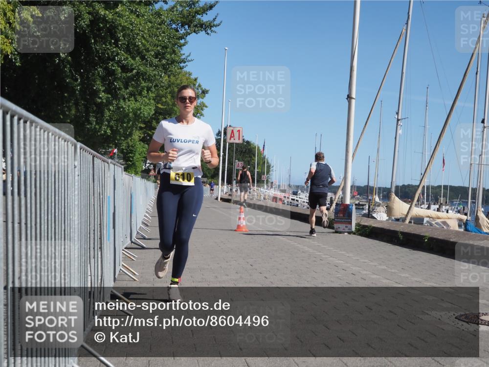 17.08.2025 - KN Förde Triathlon 2025 KatJ http://msf.ph/oto/8604496 17.08.2025 11:57:47 Laufen 372, 610, 624, 630 meine-sportfotos.de