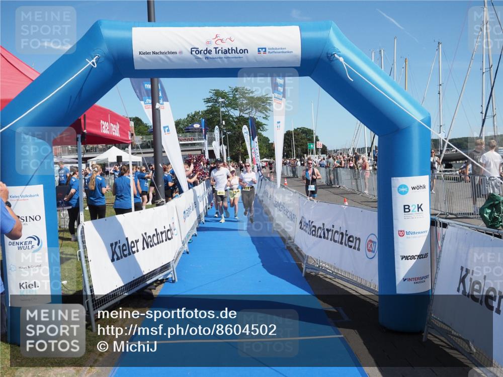 17.08.2025 - KN Förde Triathlon 2025 MichiJ http://msf.ph/oto/8604502 17.08.2025 12:21:20 Laufen 611, 630 meine-sportfotos.de