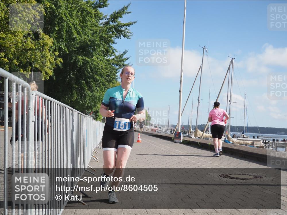 17.08.2025 - KN Förde Triathlon 2025 KatJ http://msf.ph/oto/8604505 17.08.2025 10:27:41 Laufen 131, 143, 151 meine-sportfotos.de