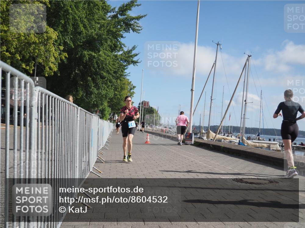 17.08.2025 - KN Förde Triathlon 2025 KatJ http://msf.ph/oto/8604532 17.08.2025 10:27:44 Laufen 143, 151 meine-sportfotos.de