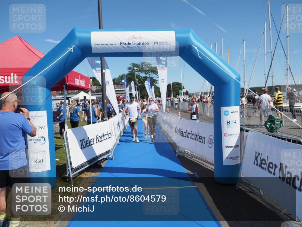 17.08.2025 - KN Förde Triathlon 2025 MichiJ http://msf.ph/oto/8604579 17.08.2025 12:21:22 Laufen 611, 630 meine-sportfotos.de