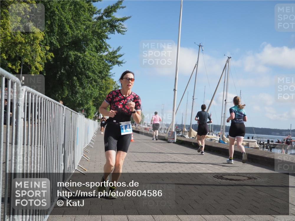 17.08.2025 - KN Förde Triathlon 2025 KatJ http://msf.ph/oto/8604586 17.08.2025 10:27:46 Laufen 143 meine-sportfotos.de