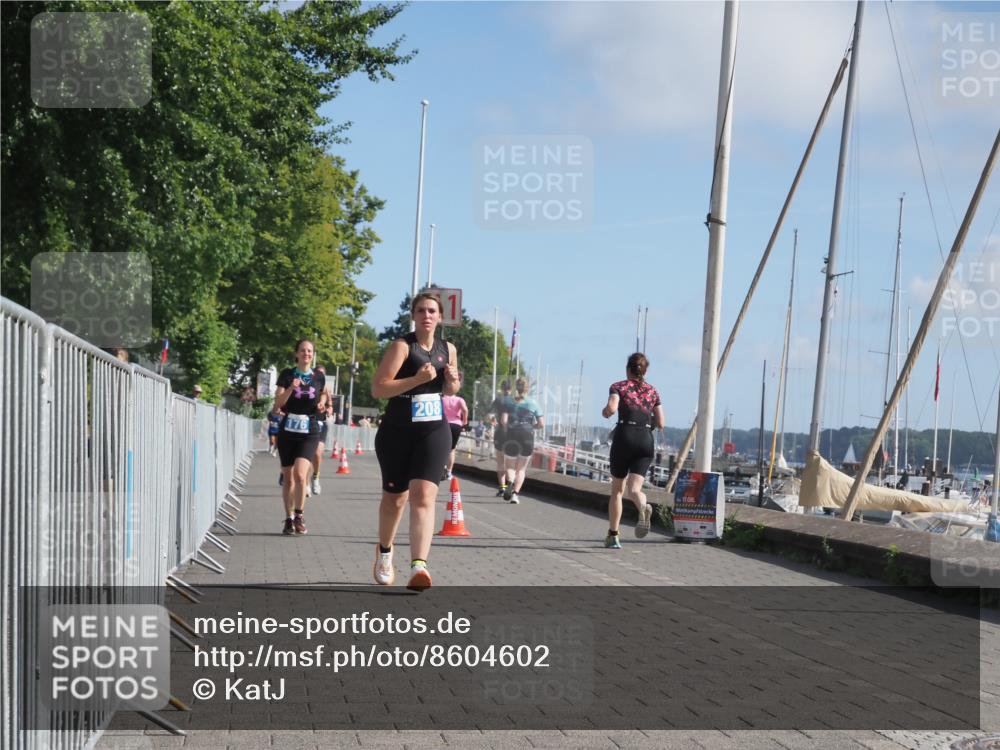 17.08.2025 - KN Förde Triathlon 2025 KatJ http://msf.ph/oto/8604602 17.08.2025 10:27:54 Laufen 176, 189, 208, 237 meine-sportfotos.de