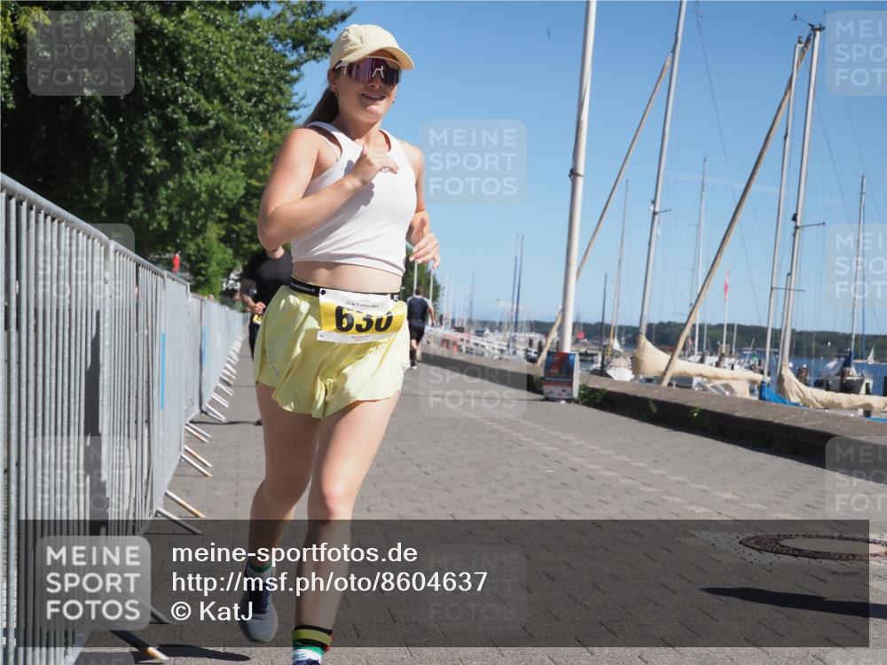 17.08.2025 - KN Förde Triathlon 2025 KatJ http://msf.ph/oto/8604637 17.08.2025 11:57:51 Laufen 372, 610, 624, 630 meine-sportfotos.de