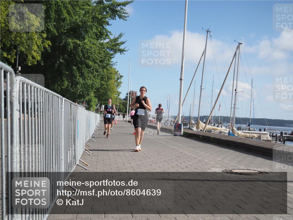 17.08.2025 - KN Förde Triathlon 2025 KatJ http://msf.ph/oto/8604639 17.08.2025 10:27:55 Laufen 176, 189, 208, 237 meine-sportfotos.de