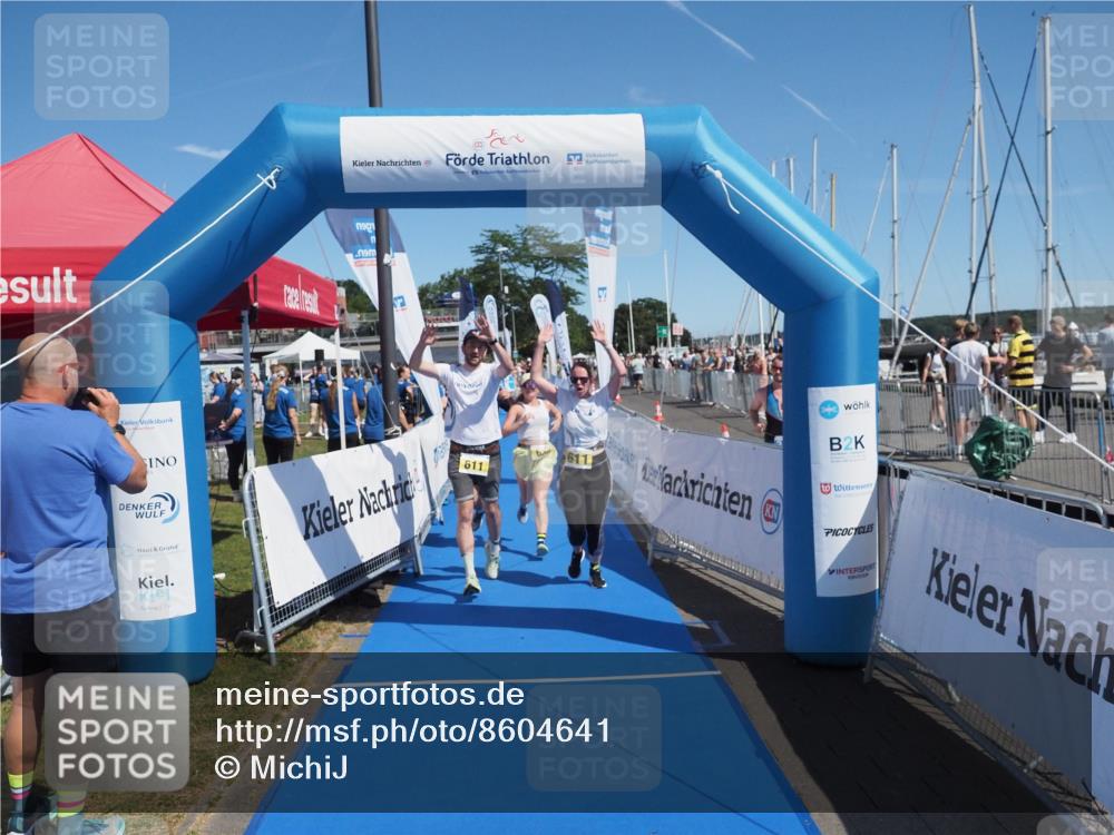 17.08.2025 - KN Förde Triathlon 2025 MichiJ http://msf.ph/oto/8604641 17.08.2025 12:21:23 Laufen 611, 630 meine-sportfotos.de