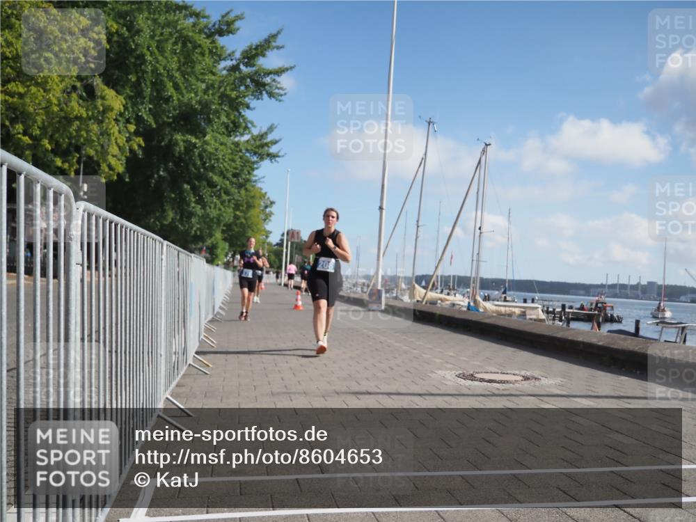 17.08.2025 - KN Förde Triathlon 2025 KatJ http://msf.ph/oto/8604653 17.08.2025 10:27:55 Laufen 176, 189, 208, 237 meine-sportfotos.de