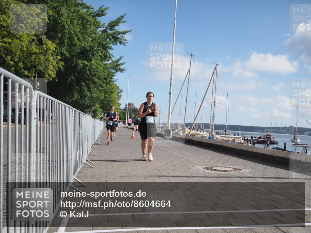 17.08.2025 - KN Förde Triathlon 2025 KatJ http://msf.ph/oto/8604664 17.08.2025 10:27:56 Laufen 176, 189, 208, 237 meine-sportfotos.de