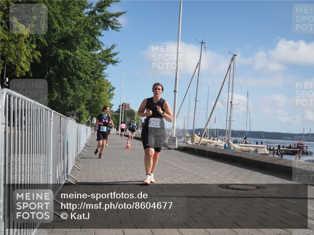 17.08.2025 - KN Förde Triathlon 2025 KatJ http://msf.ph/oto/8604677 17.08.2025 10:27:56 Laufen 176, 189, 208, 237 meine-sportfotos.de