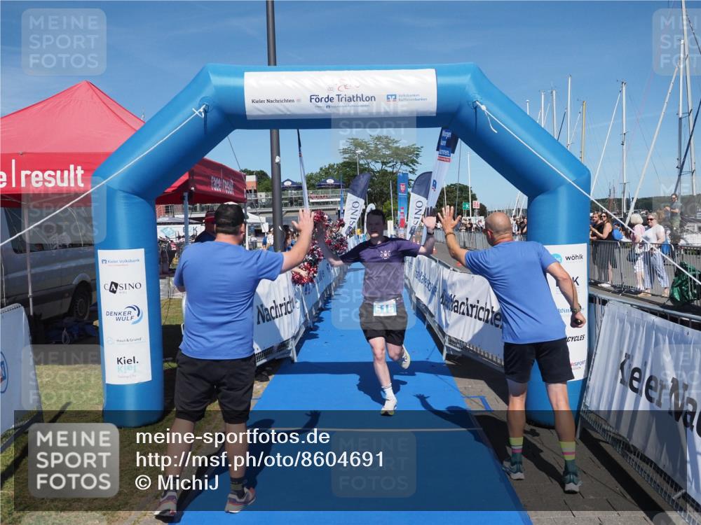 17.08.2025 - KN Förde Triathlon 2025 MichiJ http://msf.ph/oto/8604691 17.08.2025 14:22:01 Laufen 515 meine-sportfotos.de
