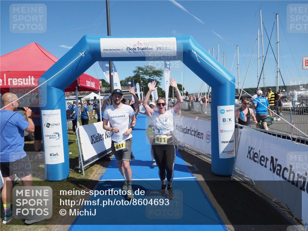 17.08.2025 - KN Förde Triathlon 2025 MichiJ http://msf.ph/oto/8604693 17.08.2025 12:21:24 Laufen 611, 630 meine-sportfotos.de