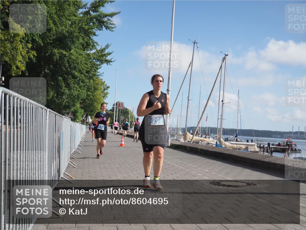 17.08.2025 - KN Förde Triathlon 2025 KatJ http://msf.ph/oto/8604695 17.08.2025 10:27:56 Laufen 176, 189, 208, 237 meine-sportfotos.de