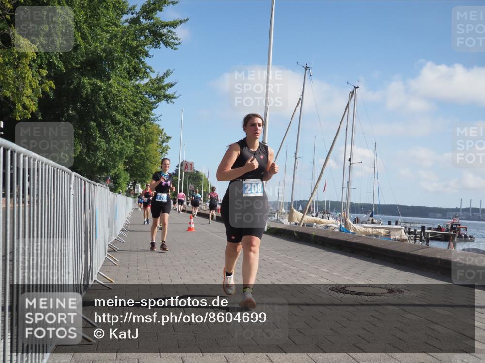 17.08.2025 - KN Förde Triathlon 2025 KatJ http://msf.ph/oto/8604699 17.08.2025 10:27:57 Laufen 176, 189, 208, 237 meine-sportfotos.de