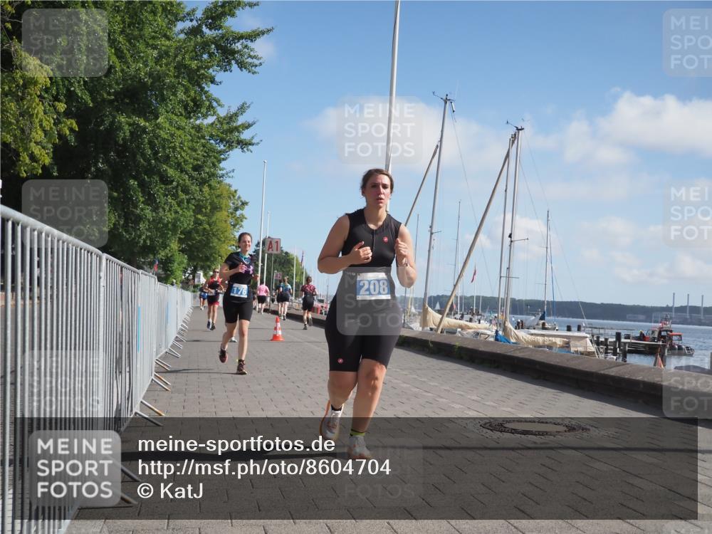 17.08.2025 - KN Förde Triathlon 2025 KatJ http://msf.ph/oto/8604704 17.08.2025 10:27:57 Laufen 176, 189, 208, 237 meine-sportfotos.de