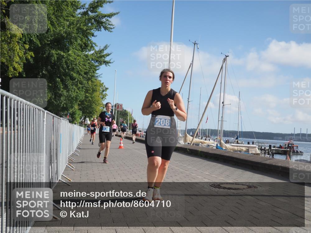 17.08.2025 - KN Förde Triathlon 2025 KatJ http://msf.ph/oto/8604710 17.08.2025 10:27:57 Laufen 176, 189, 208, 237 meine-sportfotos.de