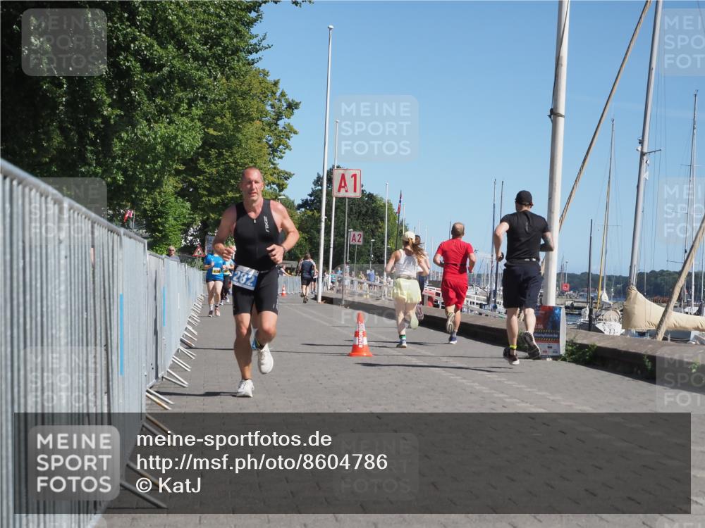 17.08.2025 - KN Förde Triathlon 2025 KatJ http://msf.ph/oto/8604786 17.08.2025 11:58:00 Laufen 282, 604 meine-sportfotos.de
