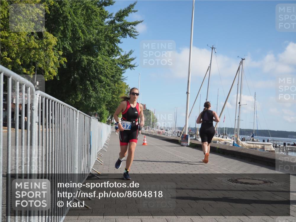 17.08.2025 - KN Förde Triathlon 2025 KatJ http://msf.ph/oto/8604818 17.08.2025 10:28:03 Laufen 176, 189, 237 meine-sportfotos.de