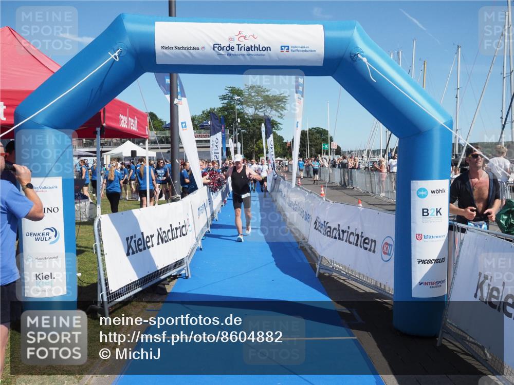 17.08.2025 - KN Förde Triathlon 2025 MichiJ http://msf.ph/oto/8604882 17.08.2025 12:21:39 Laufen 294, 610 meine-sportfotos.de